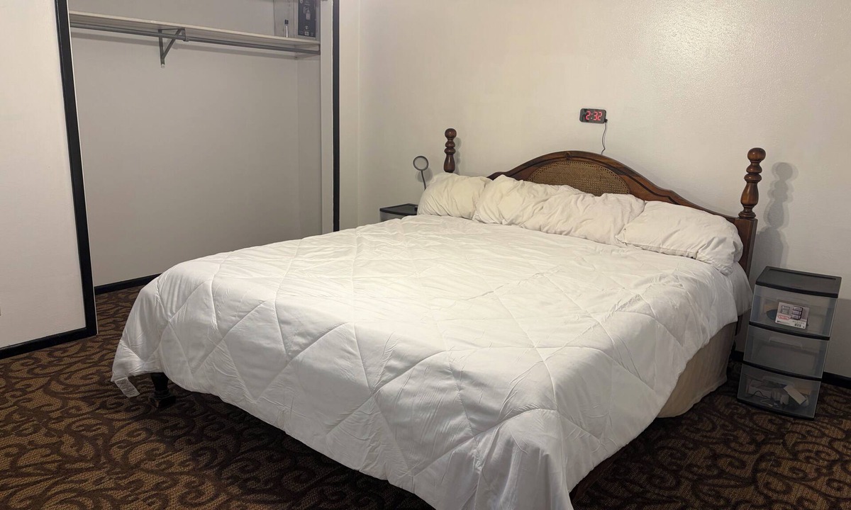 Rexburg House | Lake access, family friendly 4-bedroom house with AC in outskirts of Rexburg