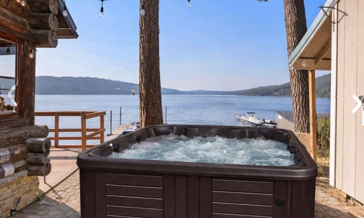 Harrison Cabin | Lake CDA Cabin | Hot Tub | Boat Rental | Dock