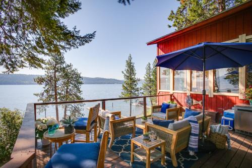 Rockford Bay House | Lakefront Bliss: Coeur d'Alene Cabin w/Dock!