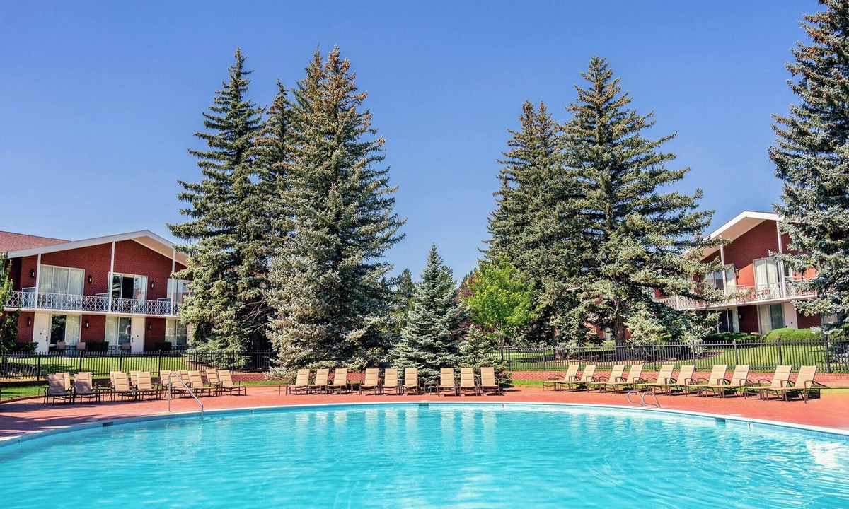 Cheyenne Hotel | Little America | 2 King | Quiet Privacy, Resort Feel | 2 Units