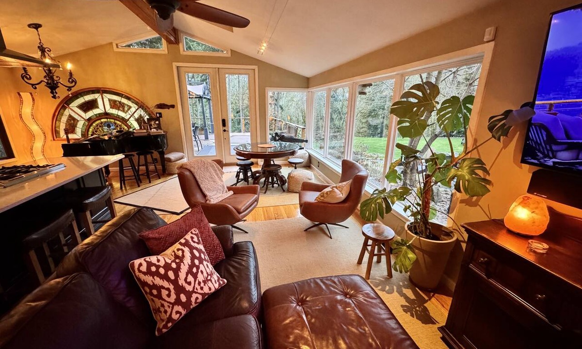 Squak Mountain Apartment | Luxury Forest Escape with Fire Pit and Waterfall and Private Decks Near Seattle