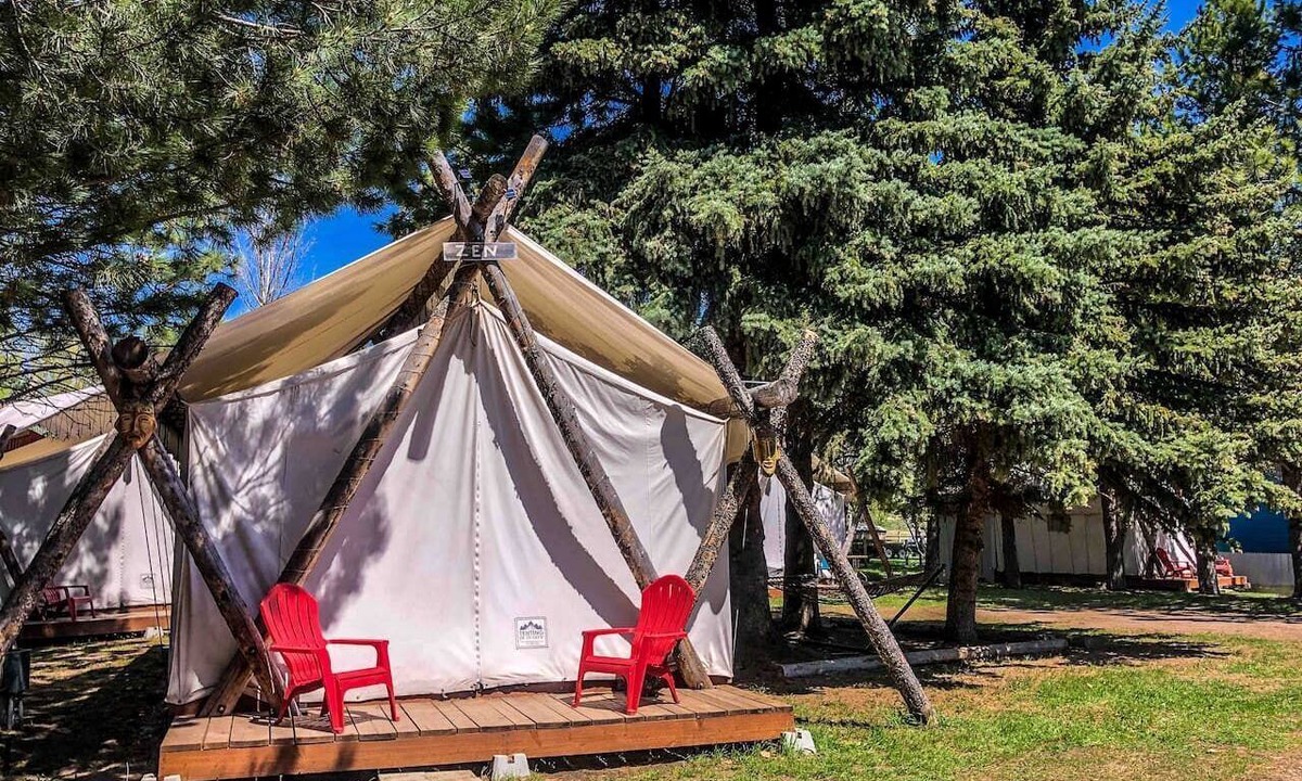 Palisades RV Rental | Luxury Safari Tent with Private Bathroom in Swan Valley, Idaho near Palisades Lake