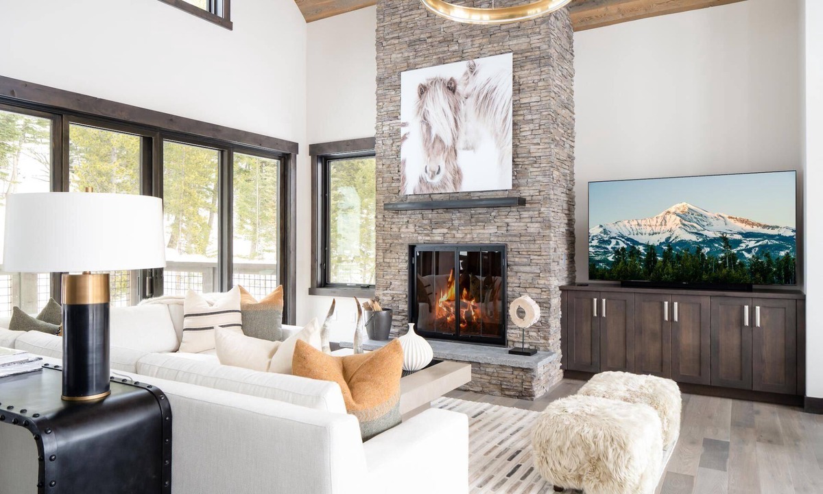 Spanish Peaks House | Luxury, Ski-In Ski-Out Mountain Cabin! Game Room! Hot Tub!