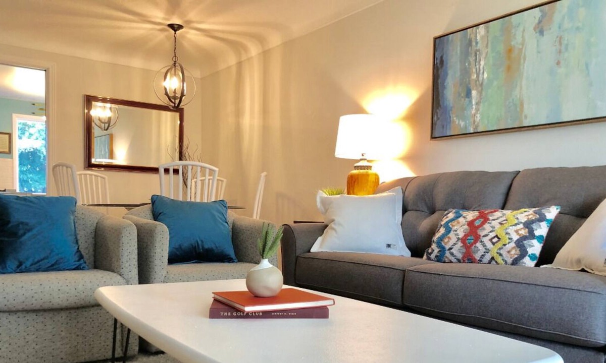 Depot Bench House | MidCentury Modern Downtown Home with Hot Tub by Historic Train Depot