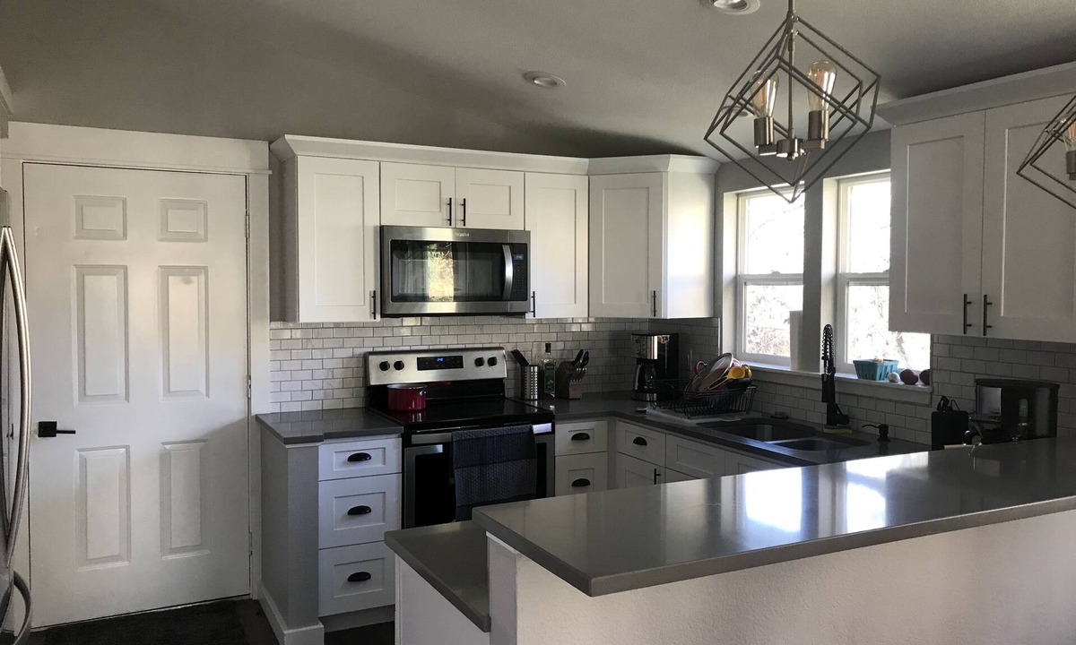 Sun Valley Condo | Modern and cozy dog-friendly mountain retreat