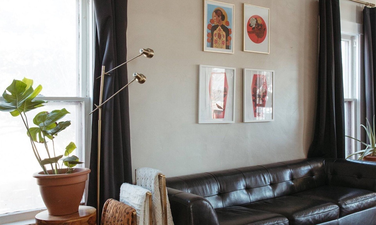 Martinez Park House | Modern Bungalow in Old Town