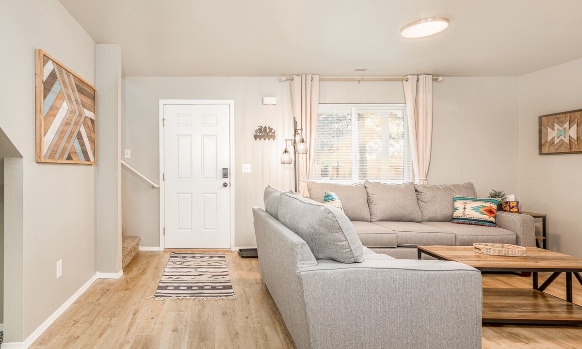 Veterans Park House | Modern Comfort with Western Flair – 3BR/2BA Townhome!