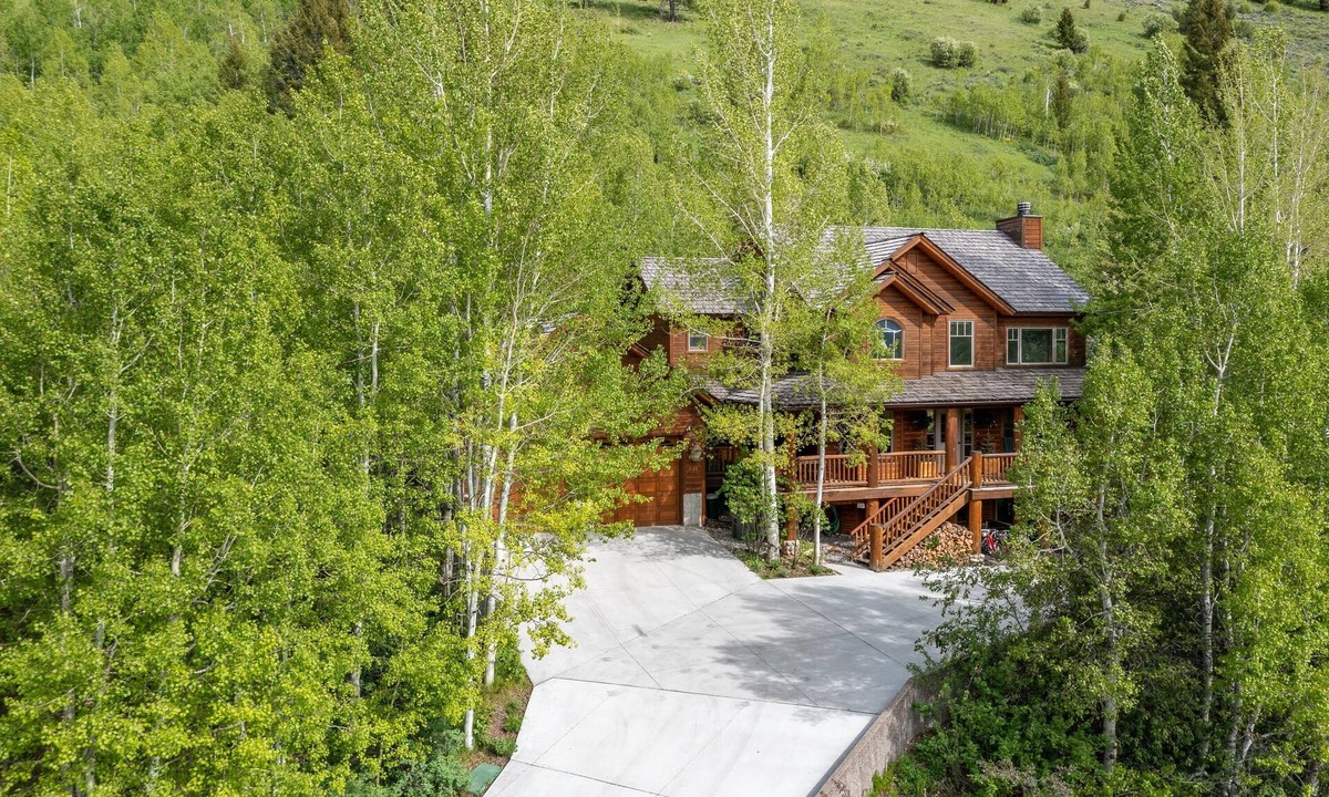 Jackson House | Mountain living in Jackson Hole, Wyoming