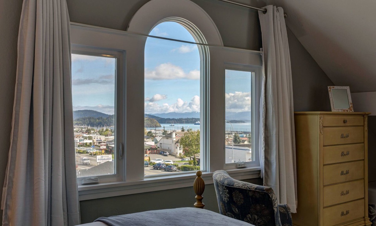Anacortes Bed & Breakfast | Nantucket Inn