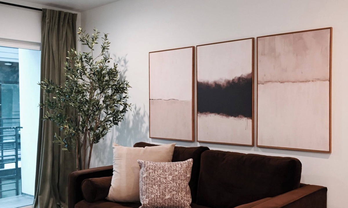 Glendale House | New, Cozy, Modern 2 King Bedrooms with own Bathrooms