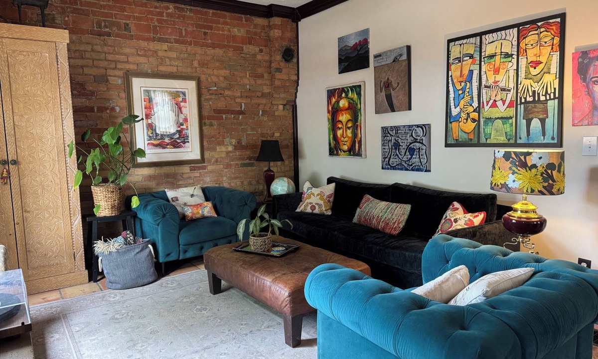 East Central House | NEWLY LISTED! Gorgeous Bungalow in SLC's 9th & 9th
