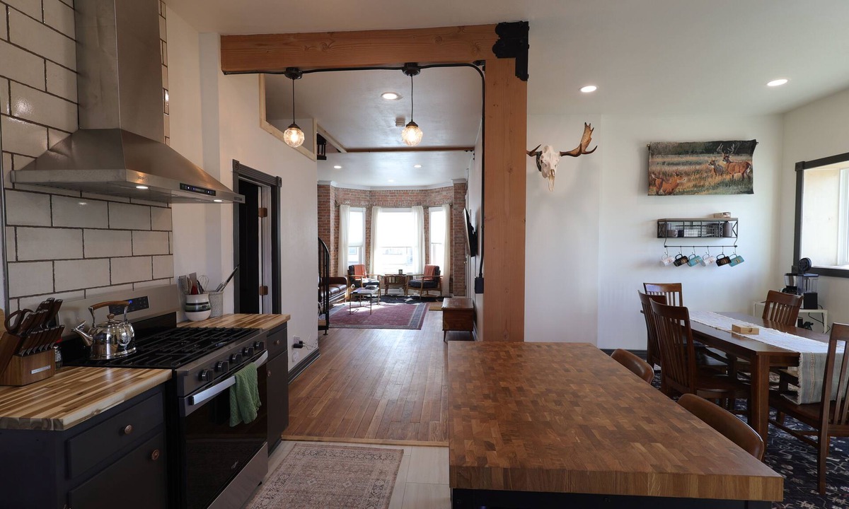 Anaconda House | Newly remodeled 3-bedroom house in anaconda perfect for your Montana getaway
