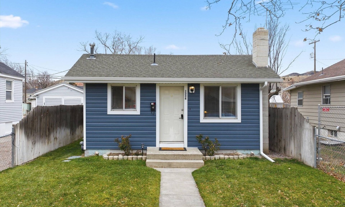 Pocatello House | NO cleaning fees! Fully renovated and stocked! Pets allowed!