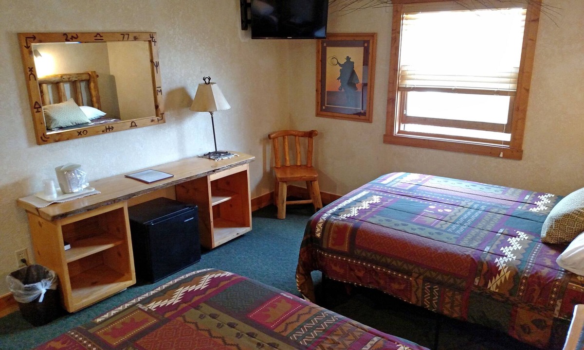 Centennial Hotel | Old Corral Hotel & Steakhouse