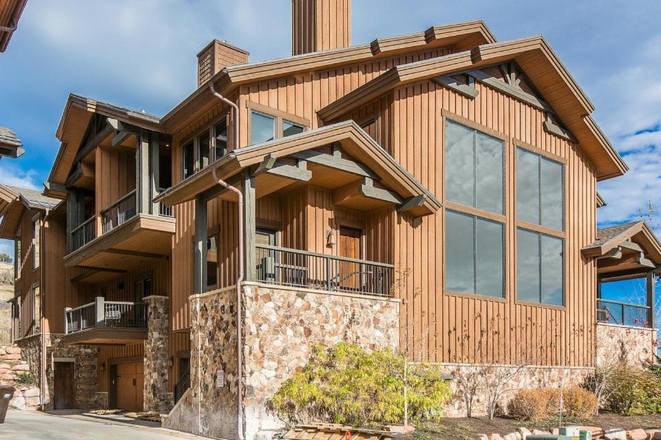 Park City House | Park City Townhome w/Views - Walk to Gondola!