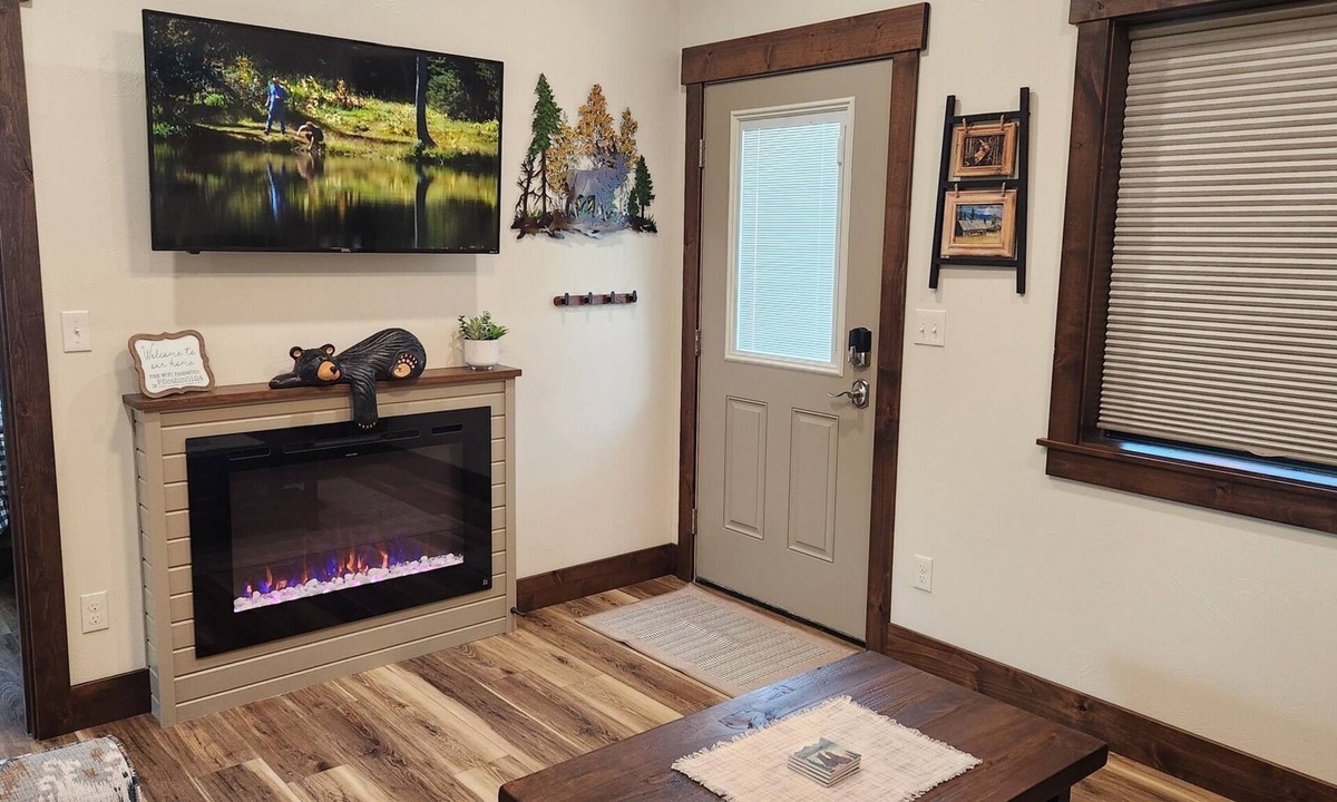West Yellowstone House | Parkside Cabins - Yellowstone vacation get-away. Newly built, very private.