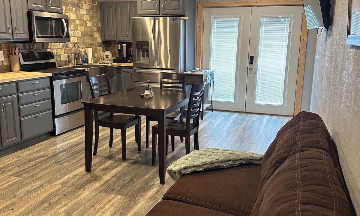 Laramie Apartment | Peaceful Retreat with Snowy Range views 3 miles north of Laramie