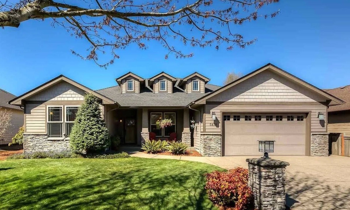 South Gateway House | PET FRIENDLY & NO CLEANING FEE! CAPPUCCINO, WINERIES, MOUNTAINS and OCEAN