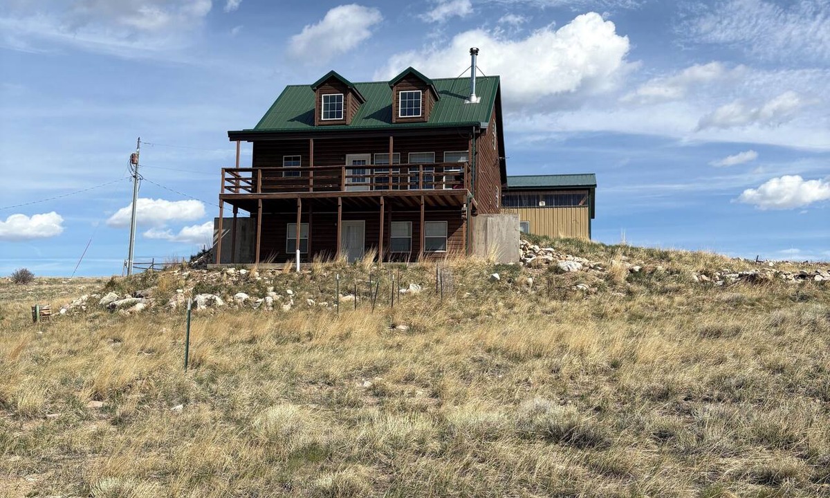 Centennial House | Pleasant 4-bedroom house in Centennial perfect for family getaways
