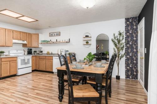 Pocatello House | Pocatello Gatecity Getaway