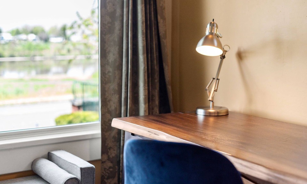 Lewiston House | Prospect Delight - River Views, Historic Home, Walk To Town!
