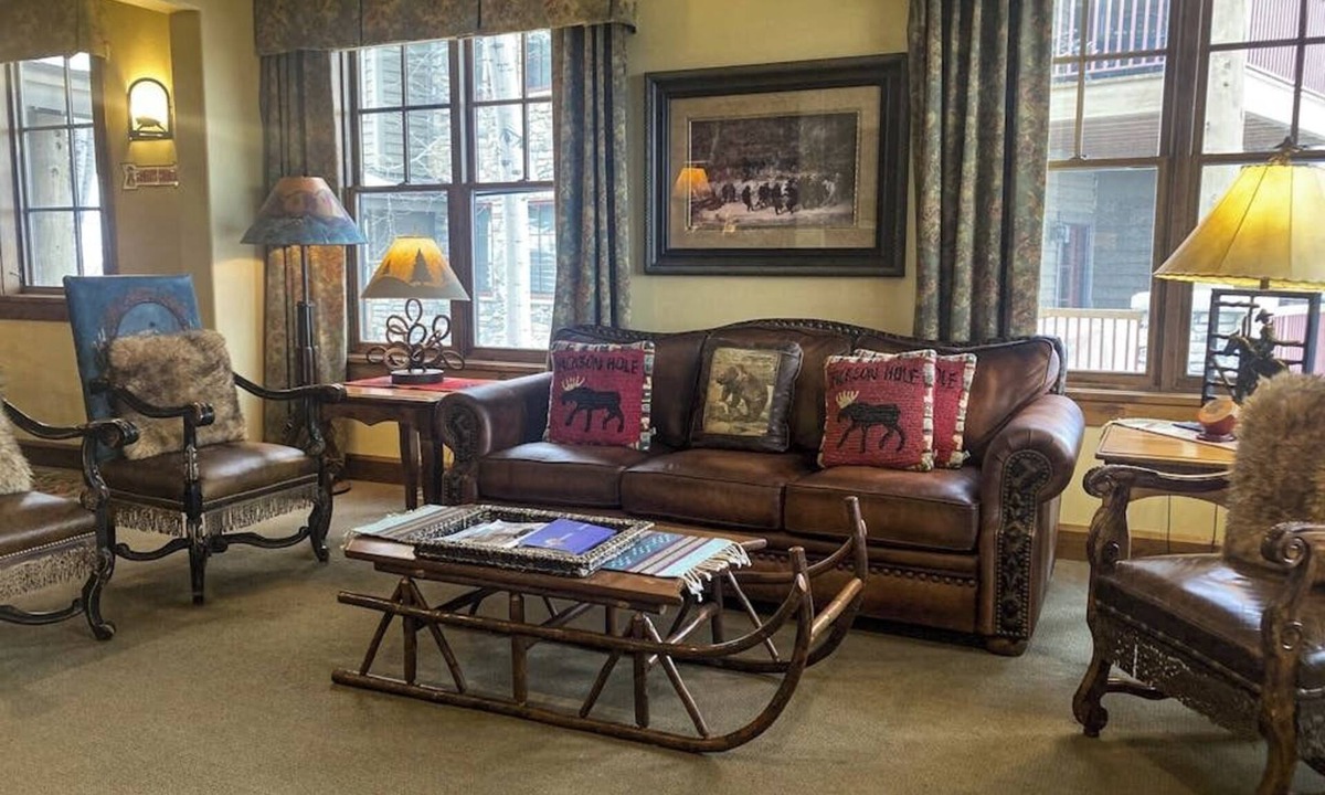 Jackson Condo | Quaint mountain condo w/two fireplaces, mountain views, balcony & great location