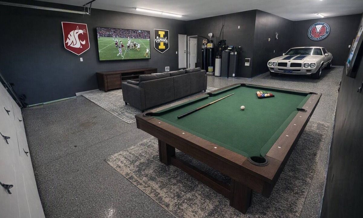 Moscow House | Reece Farm Retreat Hot Tub Game Room Palouse Views Near WSU & UI