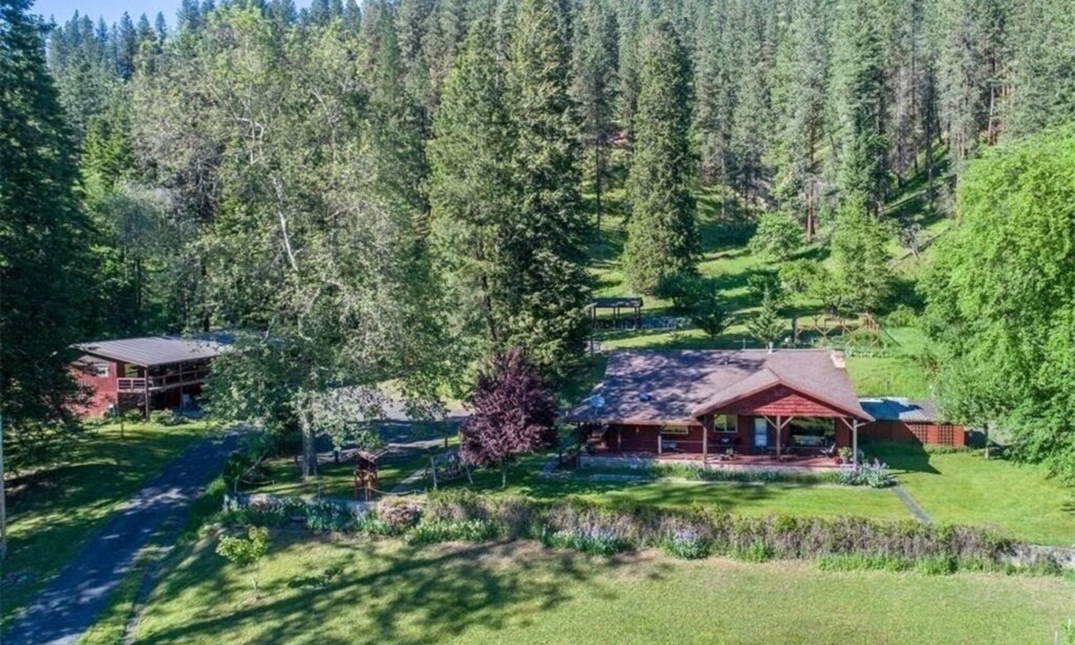 Idaho County House | Reflections Inn