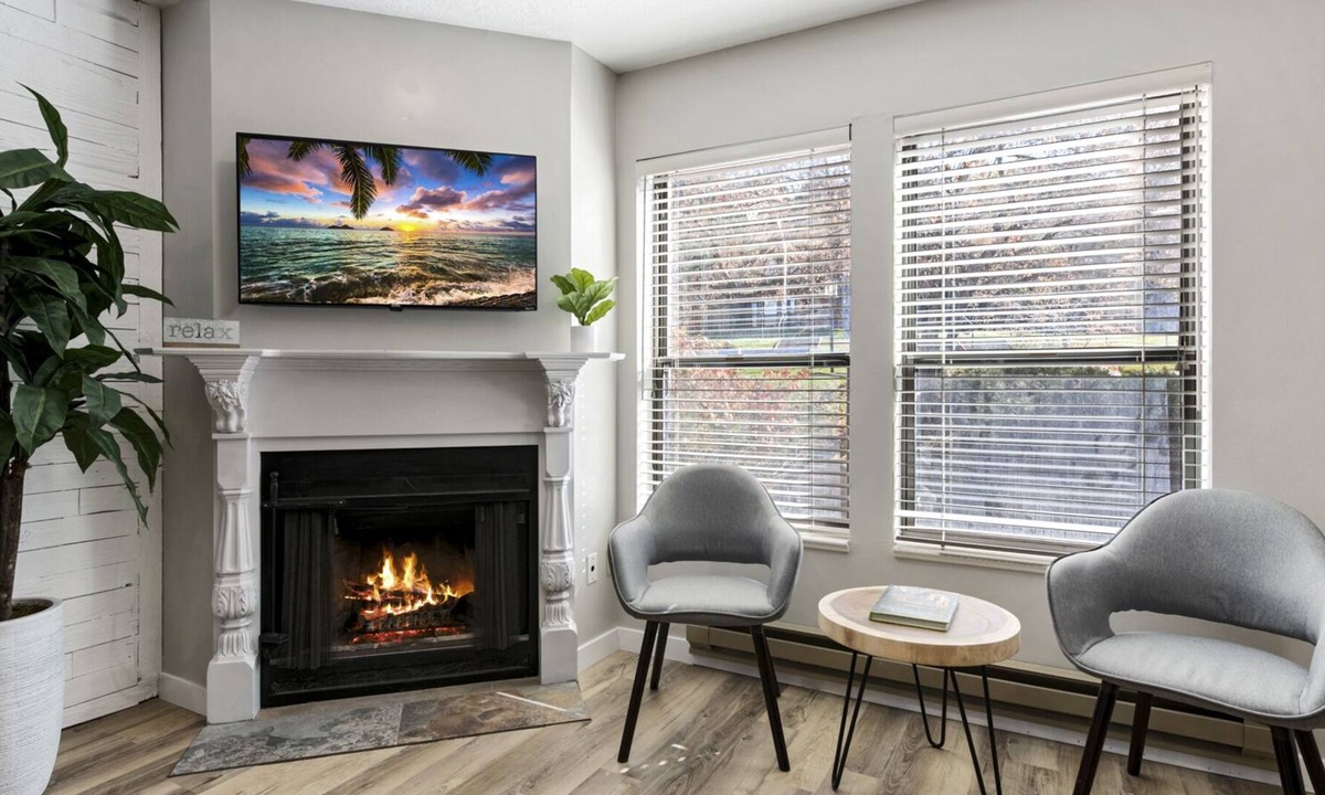 Wolf Creek Condo | Relaxing, cabin-style, two-story Eden condo