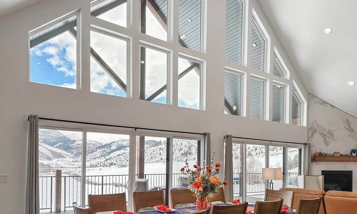 Lava Hot Springs Cabin | Riverside Luxury: Private River Float with Hot Tub and 3 King Suites!