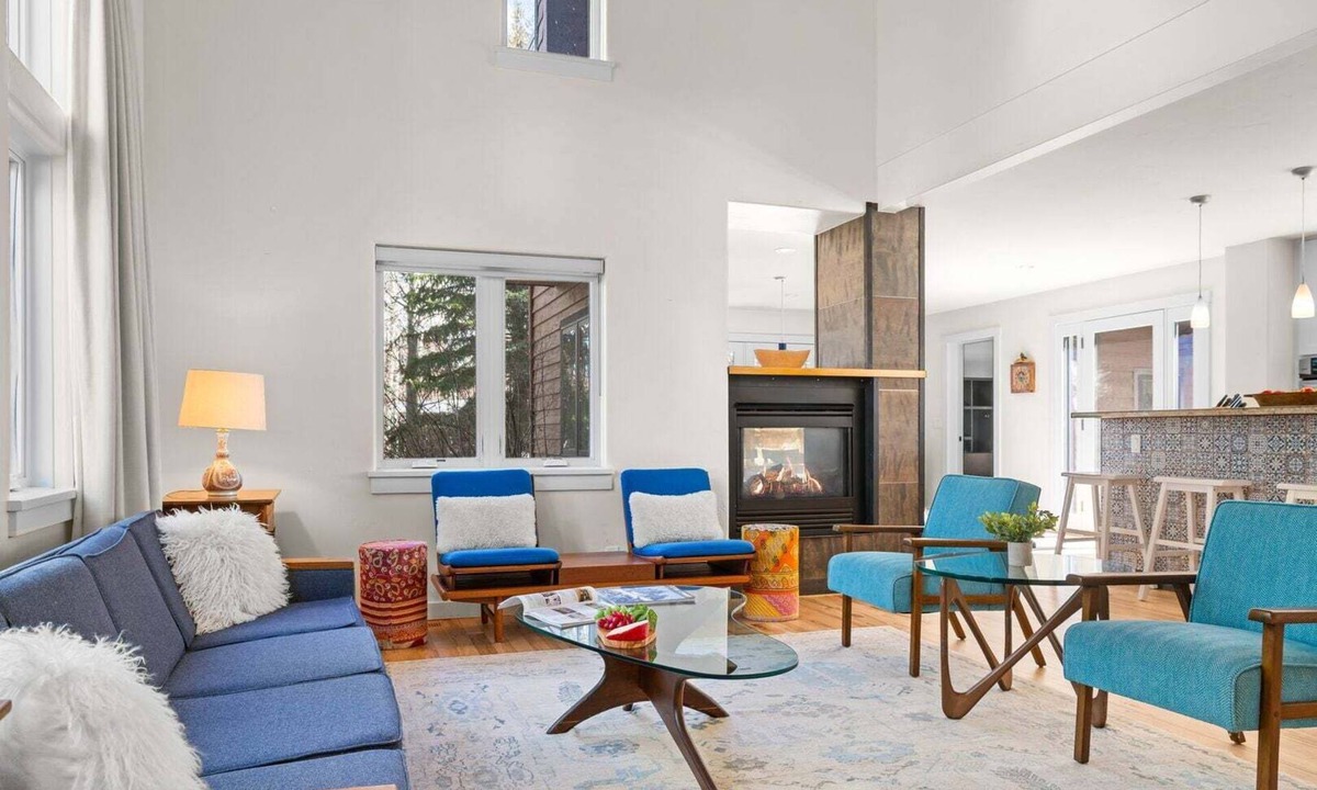 Wilson House | RMR: Second Street Chalet in Wilson,WY