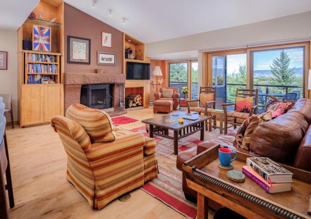 Teton Village Villa | RMR: Snow Ridge 4 Condo in Teton Village