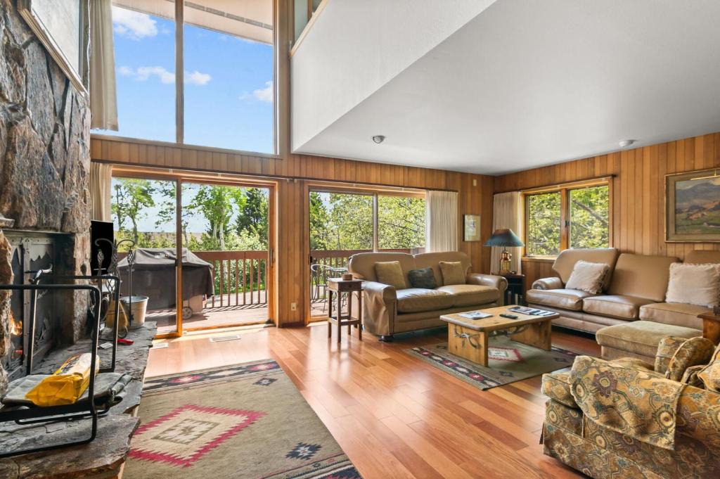 Teton Village Villa | RMR: Wind River 10 Condo in Teton Village