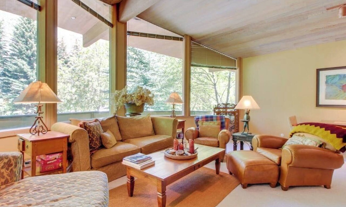 Warm Springs House | Secluded family home near the slopes of Bald Mountain with private hot tub