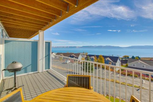 Harbor Village House | Spacious Garden City Townhome w/Lake Views!