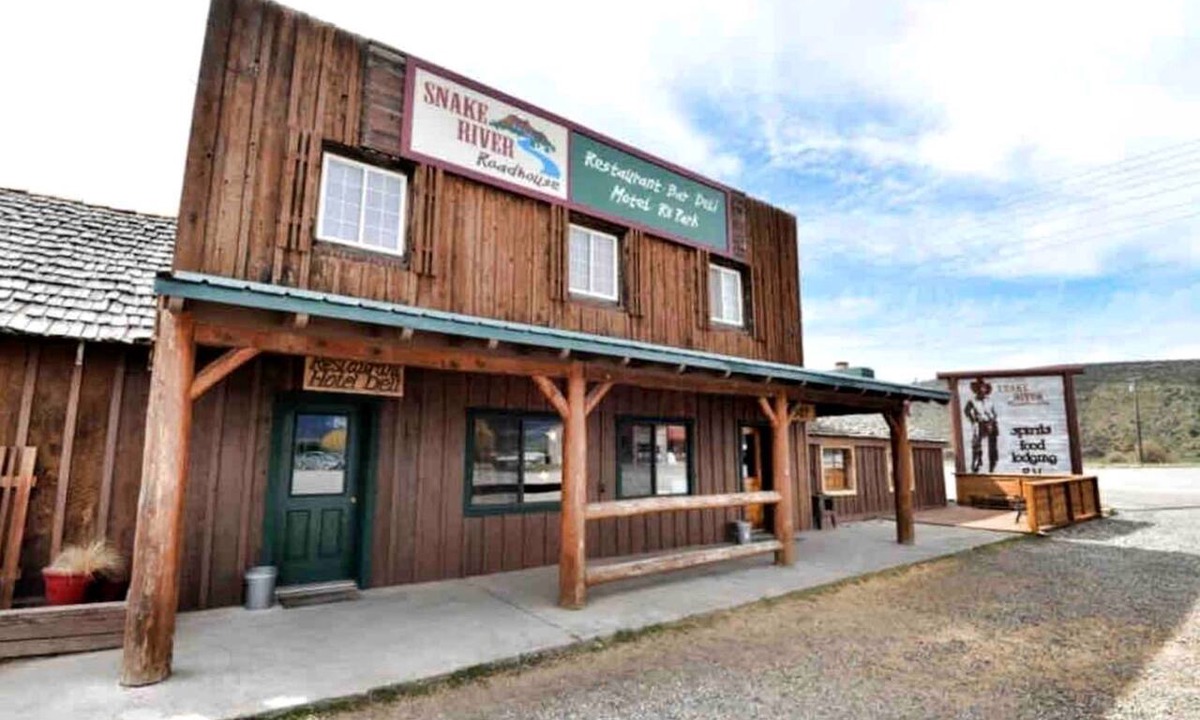 Palisades Cabin | Stylish Tiny House Vacation Rental in Swan Valley, ID near Jackson Hole