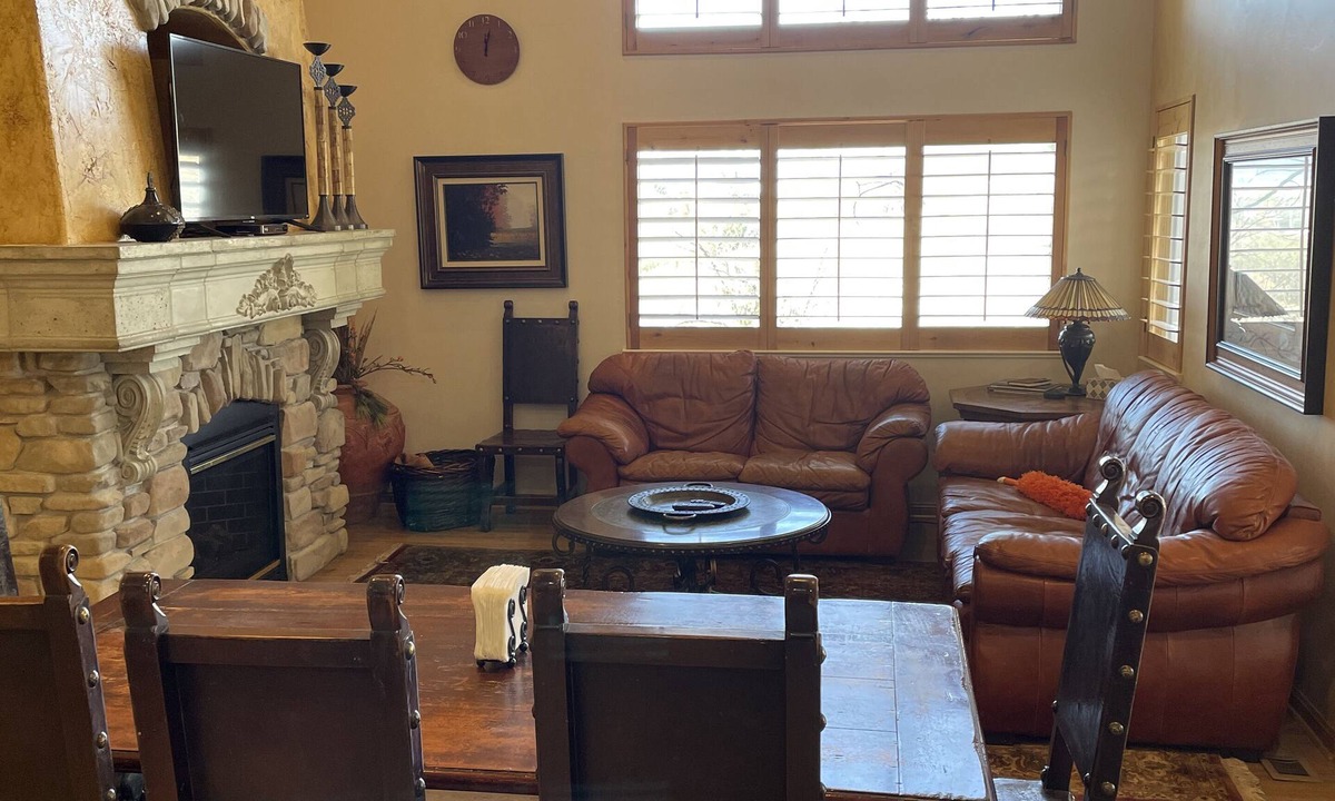 Wolf Creek House | Summer fun! Luxury 5 bdrm townhome, private hot tub, sleeps 16! Weekly discount