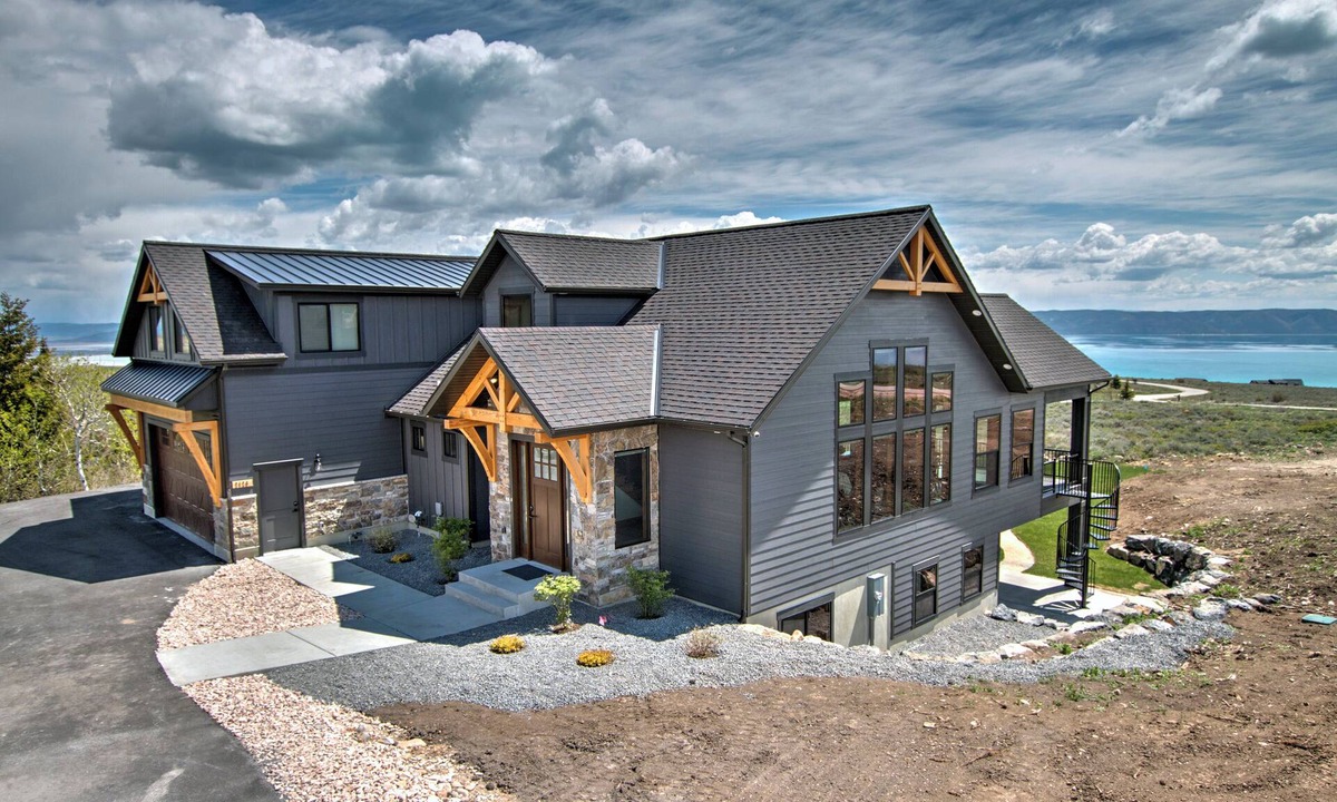 Fish Haven House | Summit Paradise at The Reserve | 7BR Sleeps 32 | Private Beach, 2 Pools, Hot Tub & Stunning V.