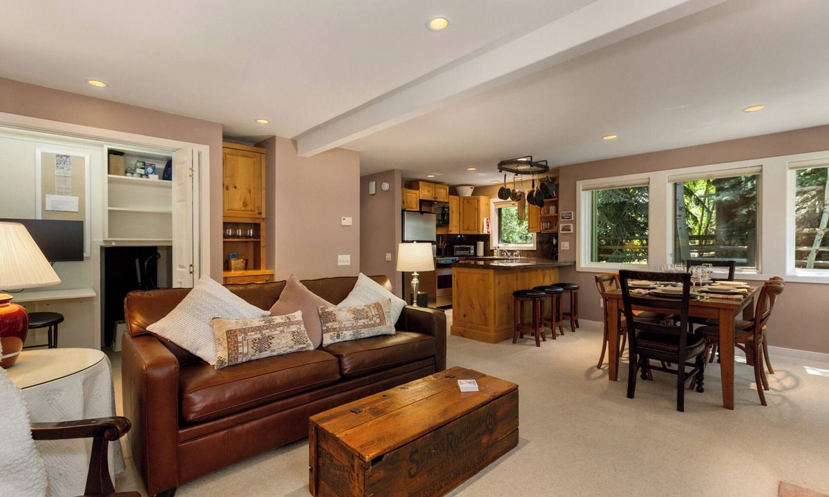 Warm Springs Condo | Sun Valley 3BR - Walk to Warm Springs Lifts - Pool, Hot Tubs and River Views