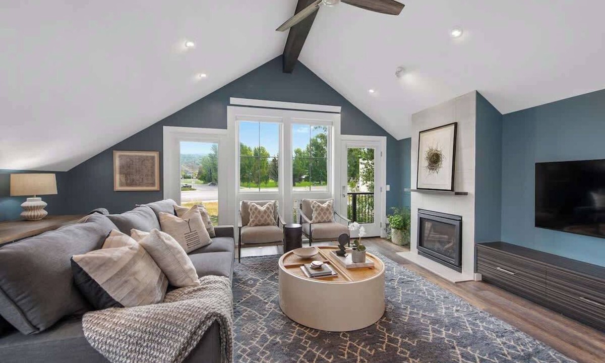 Victor House | Teton Homestead: Mountain Modern, Walkable