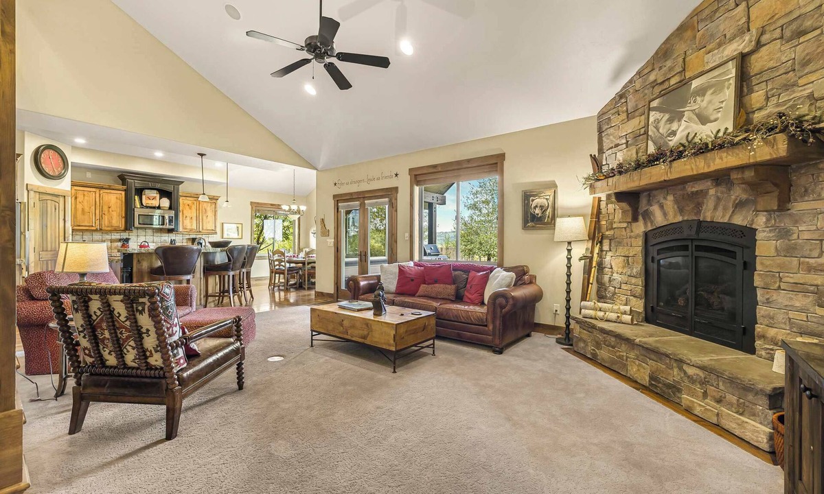 Victor House | Teton Homestead: Rivendell Mtn House (Ski + Parks)