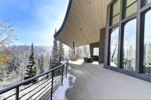 Park City House | The Colony Walk To Slopes Hot Tub Parking KBM Resorts Walk to Slopes Hot Tub Parking 2 homes 9 Bedrooms ML-2510