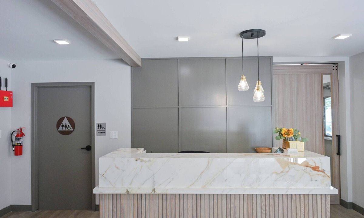 Jackson Hotel | The Jackson SouthTown