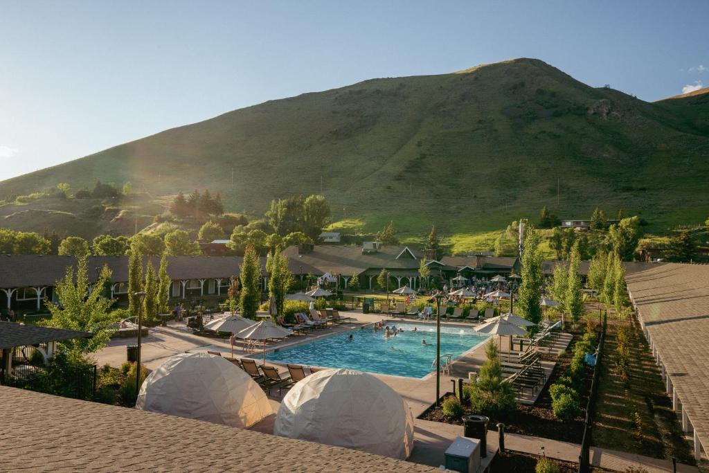 Jackson Cabin | The Virginian Lodge, an Outbound Hotel