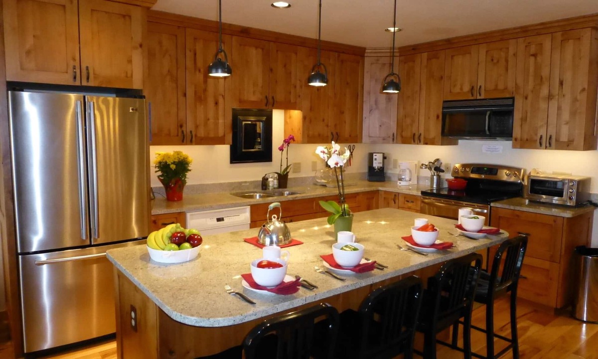 Teton Village House | Townhouse 1 Mile From Grand Teton Park, On Ski Slopes, Mountain Views, sleeps 10