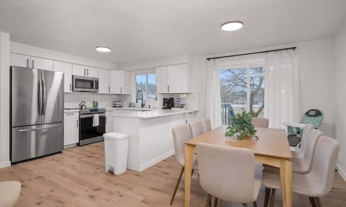 Veradale House | Tranquil Valley Home I Refreshed & Revitalized