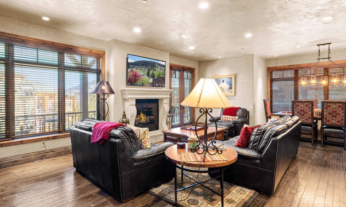 Park City House | Vintage on the Strand 7 | 400 Feet to Slopes | Balconies | Garage | Chef's Kitchen