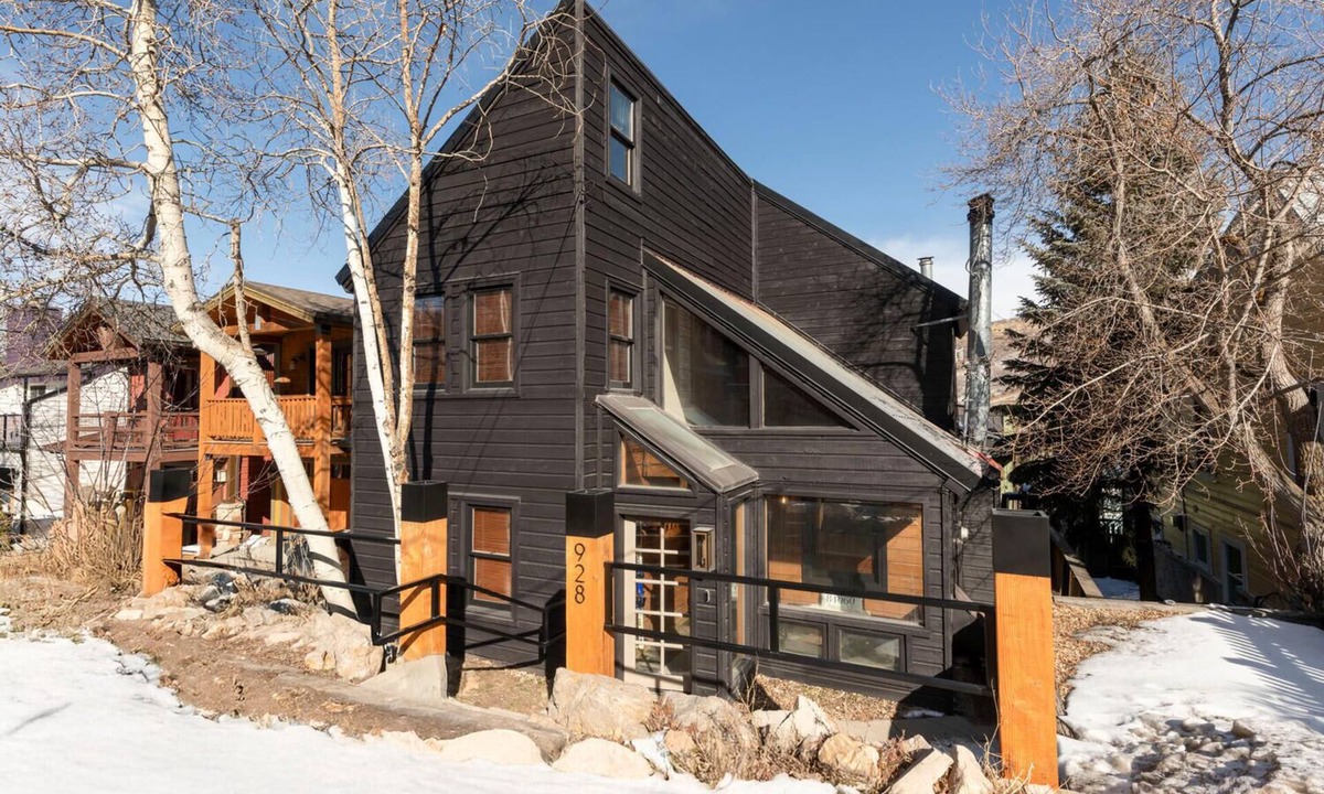 Downtown Park City House | "Virtual" Ski In/Out Old Town Home Short Walk to Lift & Main St 3br+3ba Hot Tub