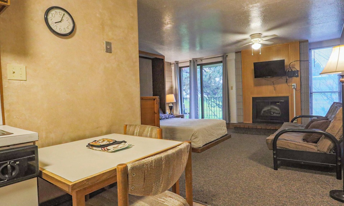 Lava Hot Springs Condo | Welcoming 1-bedroom condo in charming Lava Hot Springs