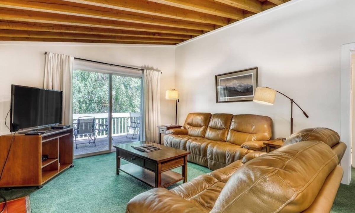 Sun Valley Condo | Welcoming Condo with Shared Pools, Hot Tub, Sauna, & Tennis